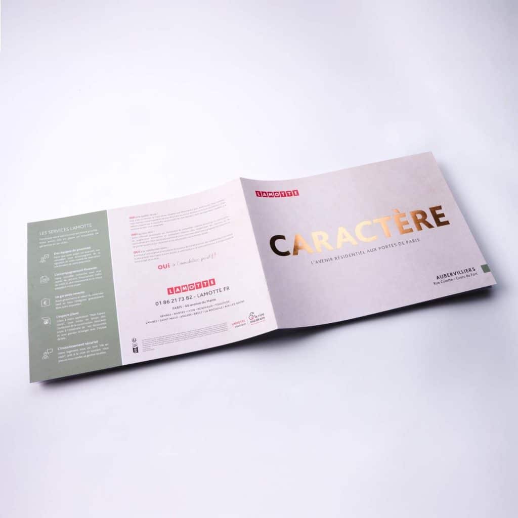 Plaquette reliée - Piqure à cheval